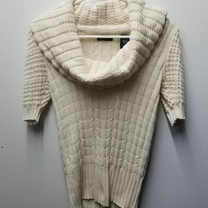 Moda Cowl Neck short sleeve sweater.